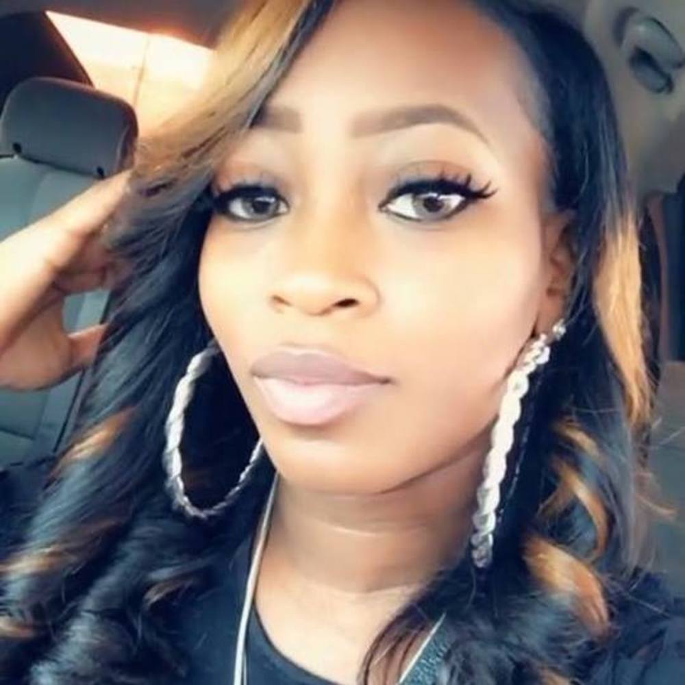 Meet your Posher, Crystal